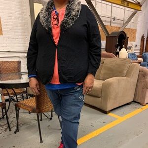 Avenue  Black Light Jacket